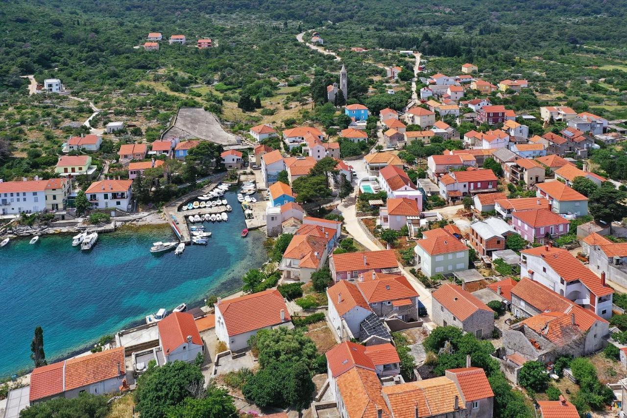 Villa Mira With A Heated Pool And A Sea View Божава Экстерьер фото