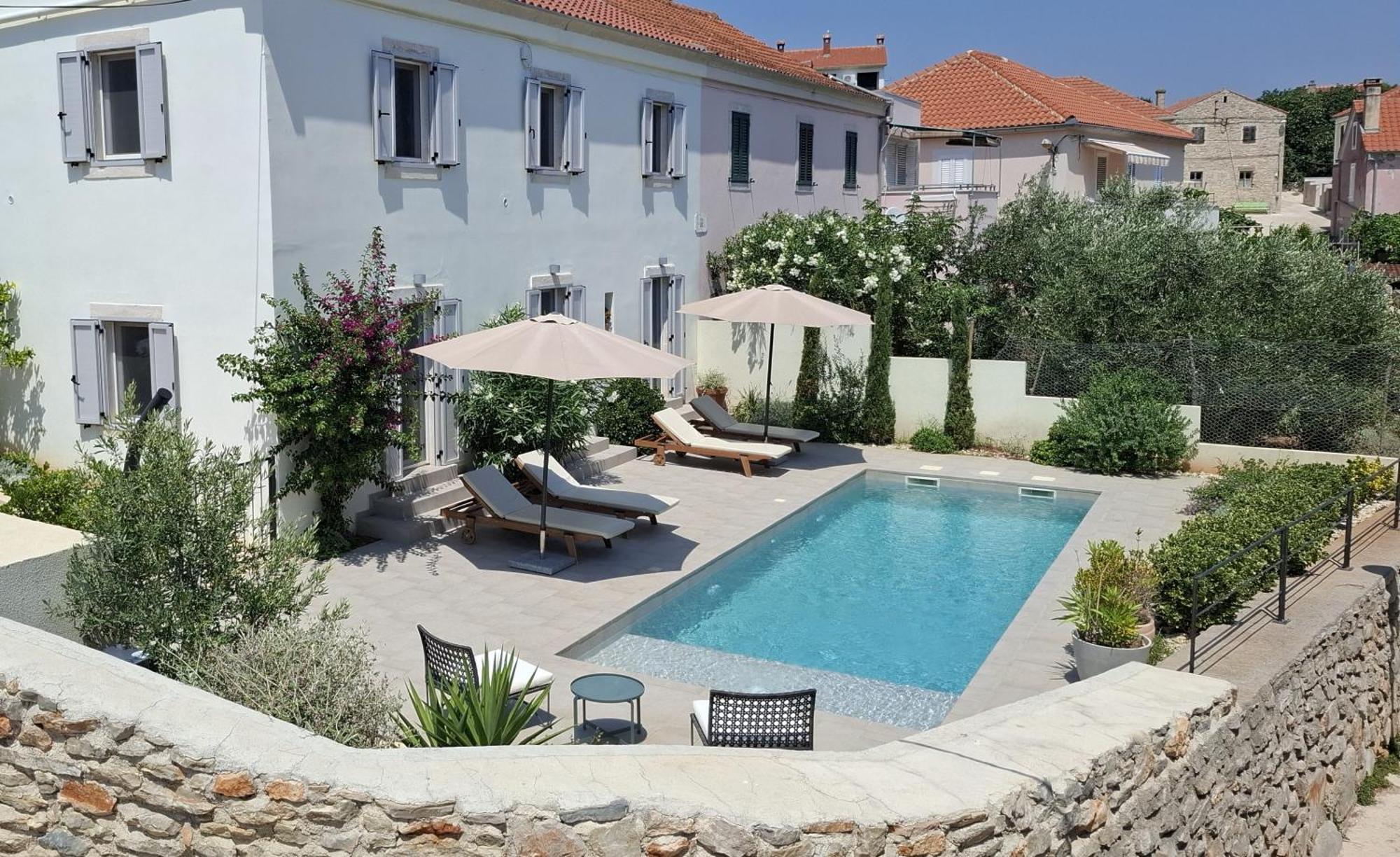 Villa Mira With A Heated Pool And A Sea View Божава Экстерьер фото